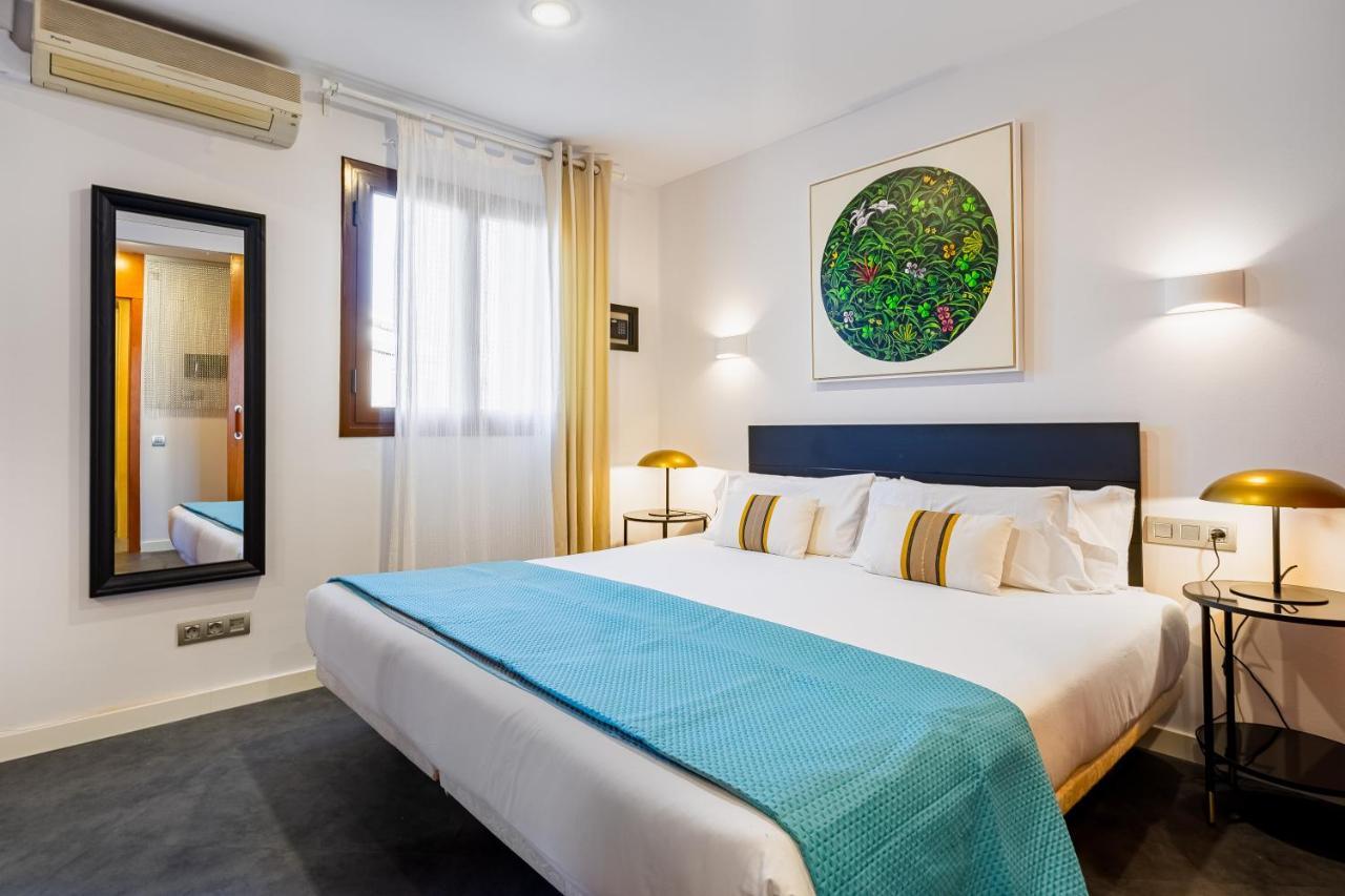 Lodging Apartments City Center-Eixample Барселона Екстериор снимка