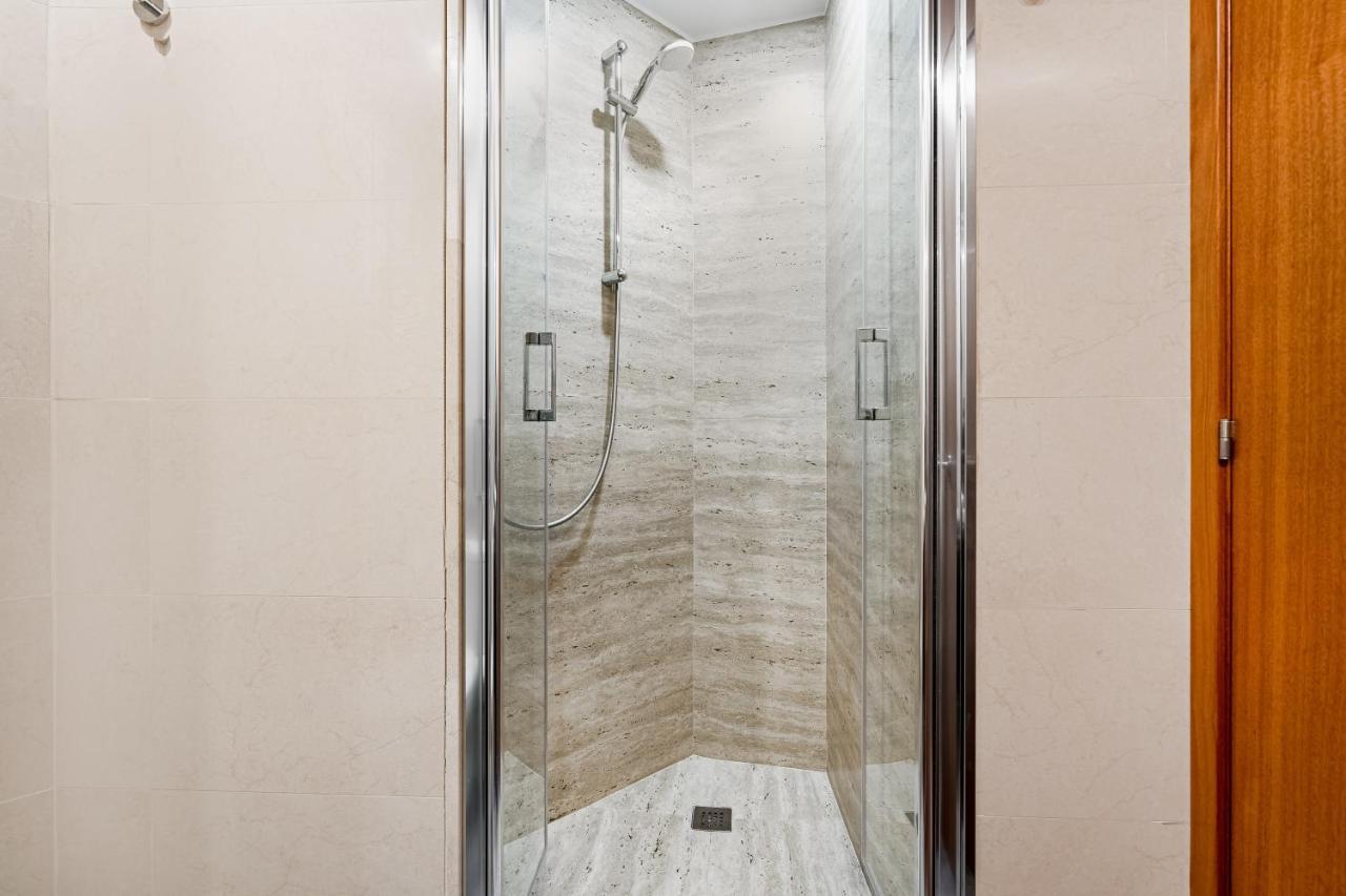 Lodging Apartments City Center-Eixample Барселона Екстериор снимка