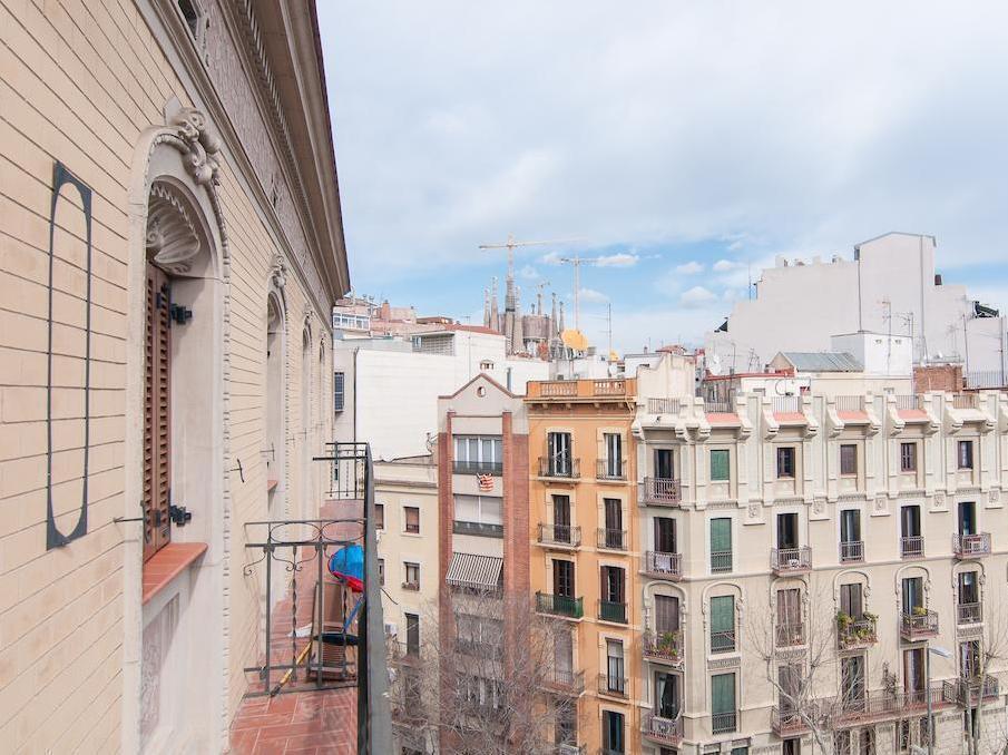 Lodging Apartments City Center-Eixample Барселона Екстериор снимка