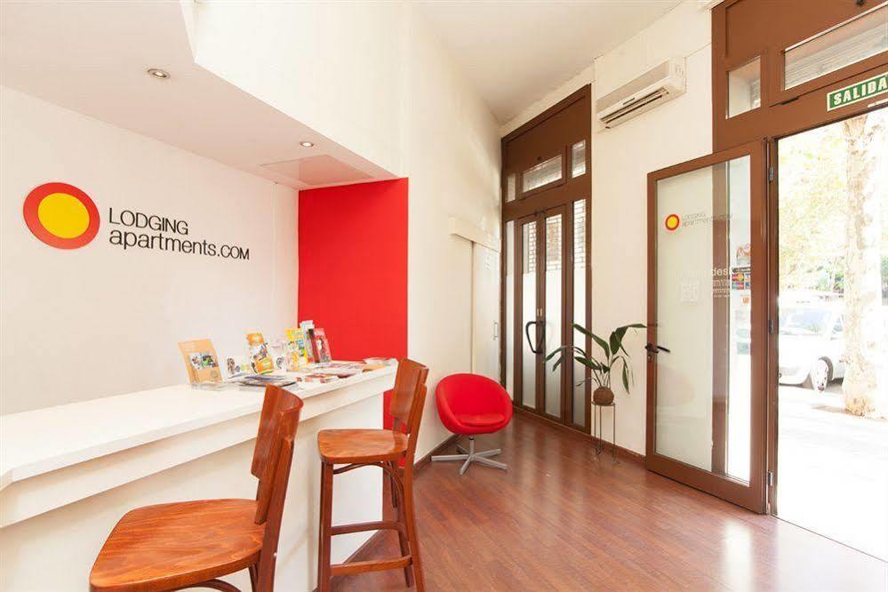 Lodging Apartments City Center-Eixample Барселона Екстериор снимка